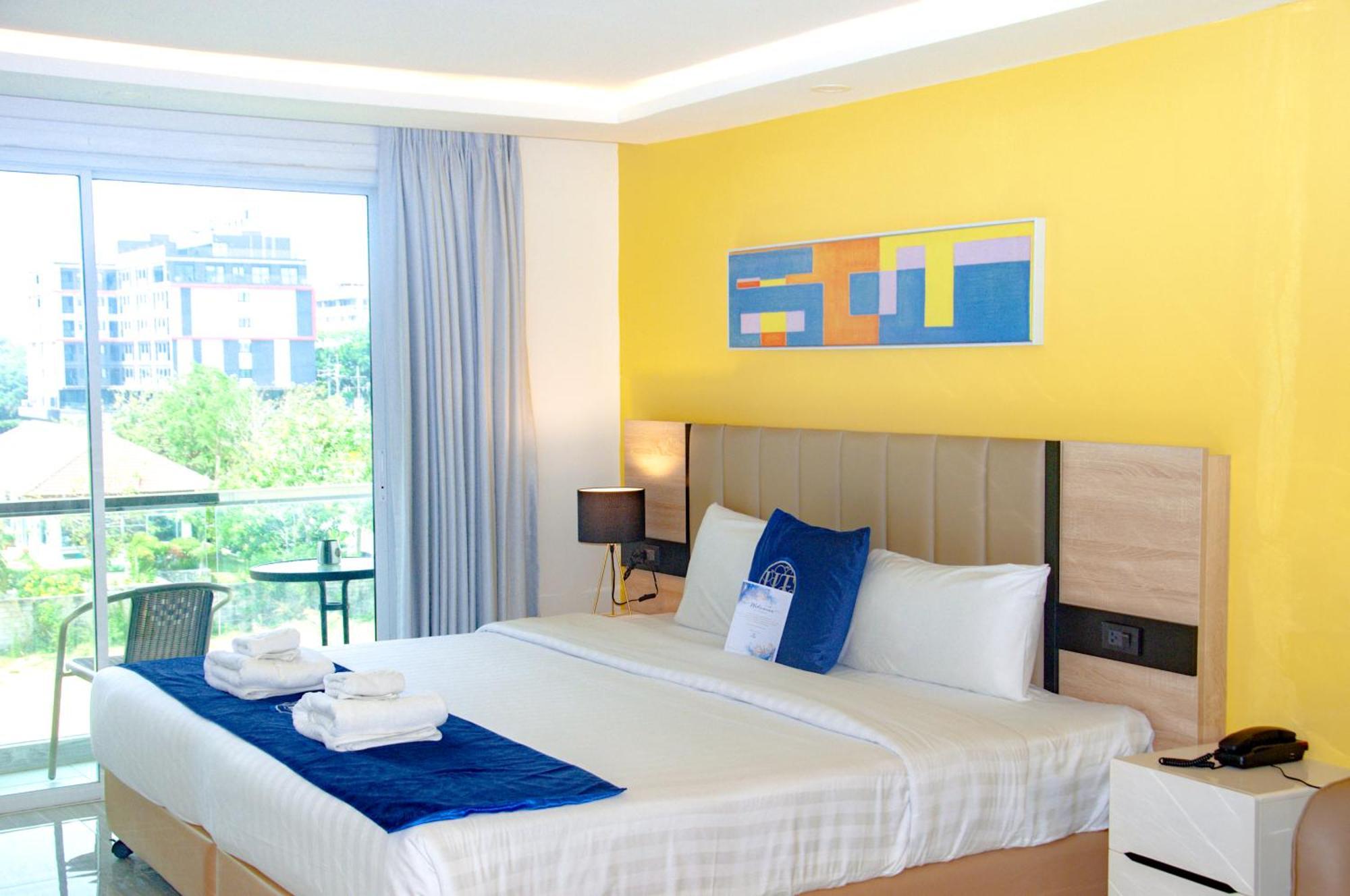 Ht9 Hotel Csomtien-part Kültér fotó
