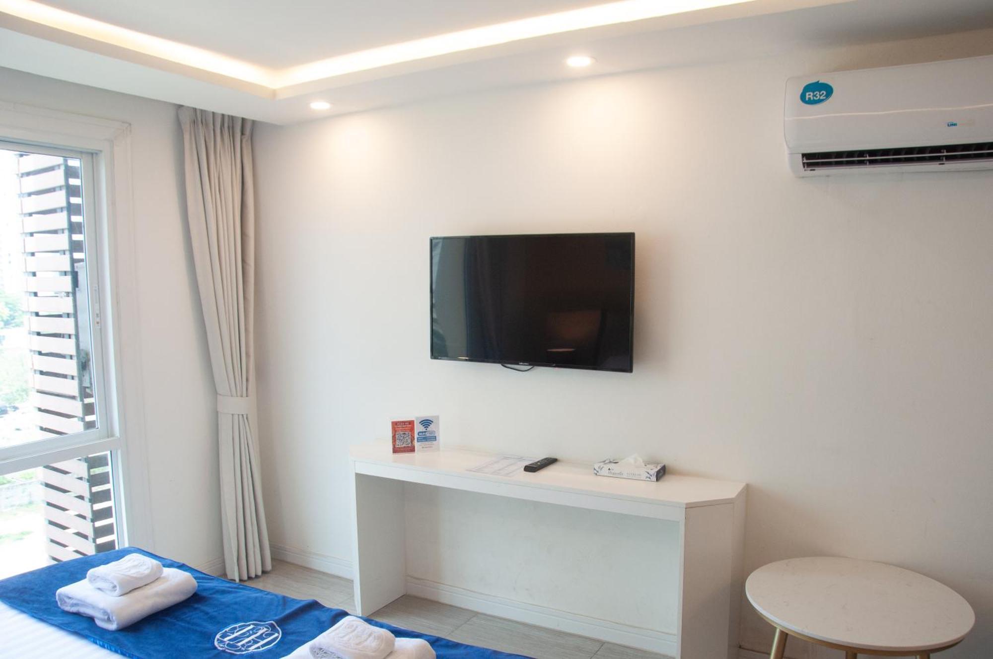 Ht9 Hotel Csomtien-part Kültér fotó