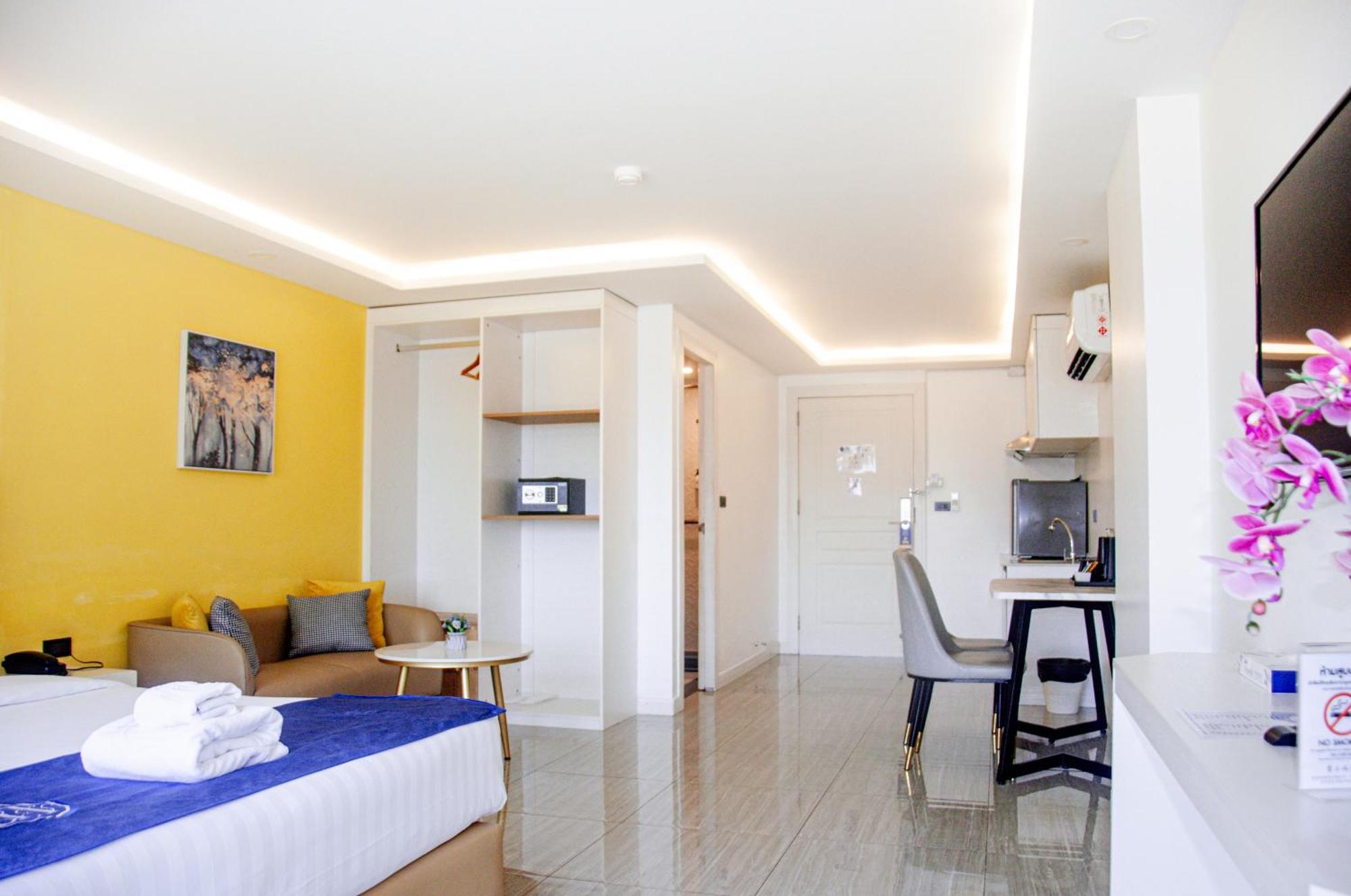 Ht9 Hotel Csomtien-part Kültér fotó