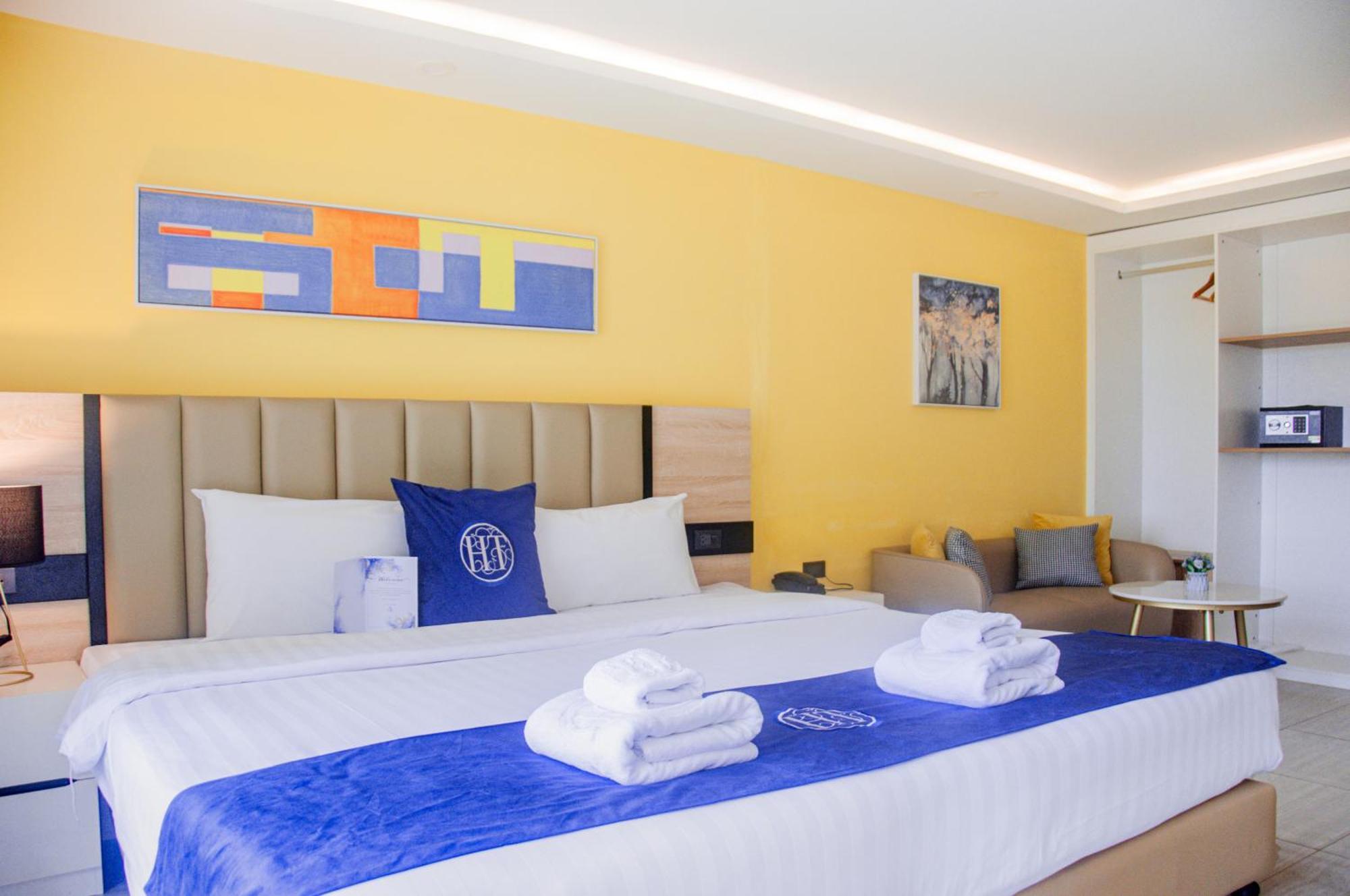 Ht9 Hotel Csomtien-part Kültér fotó