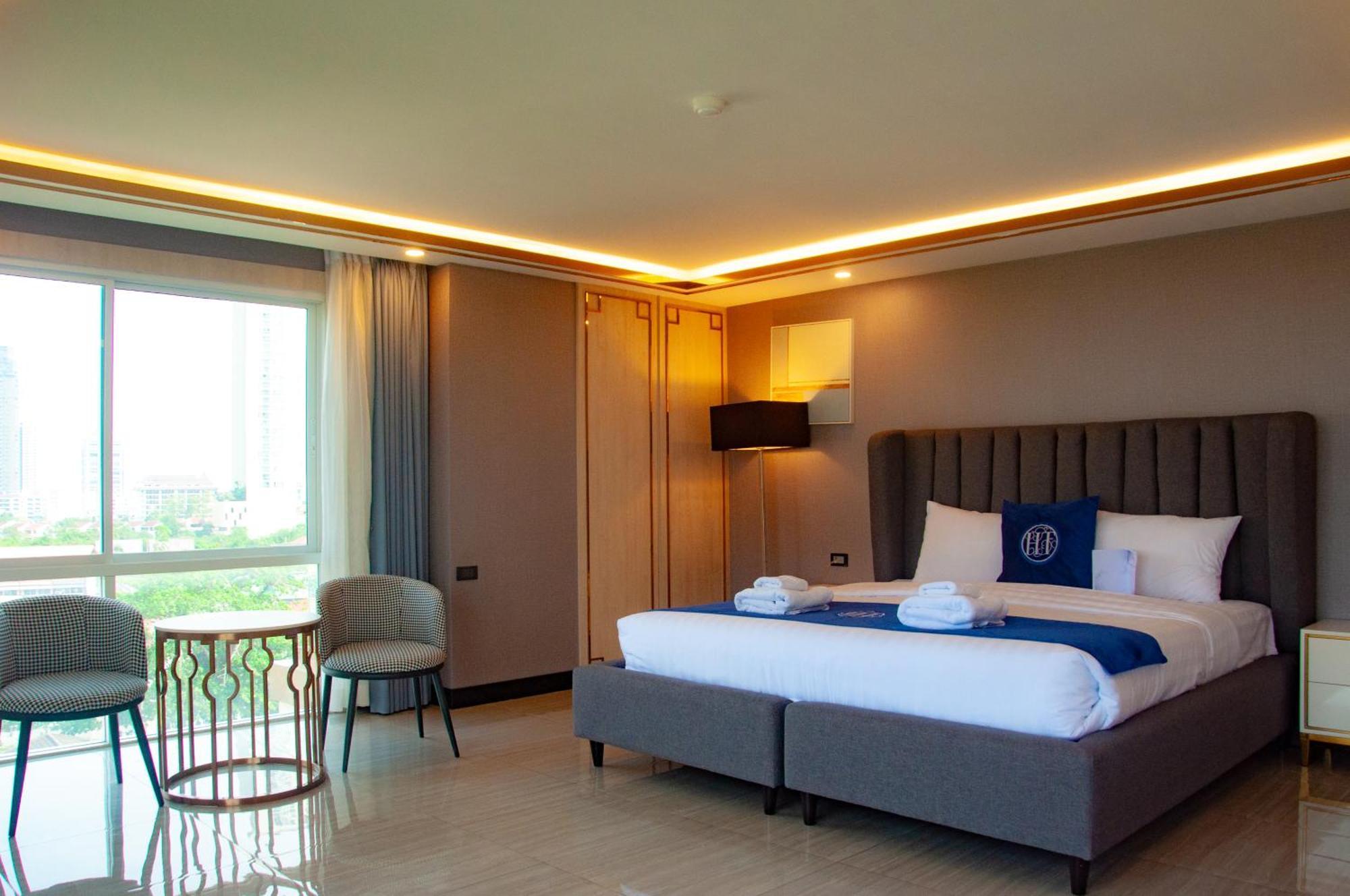 Ht9 Hotel Csomtien-part Kültér fotó