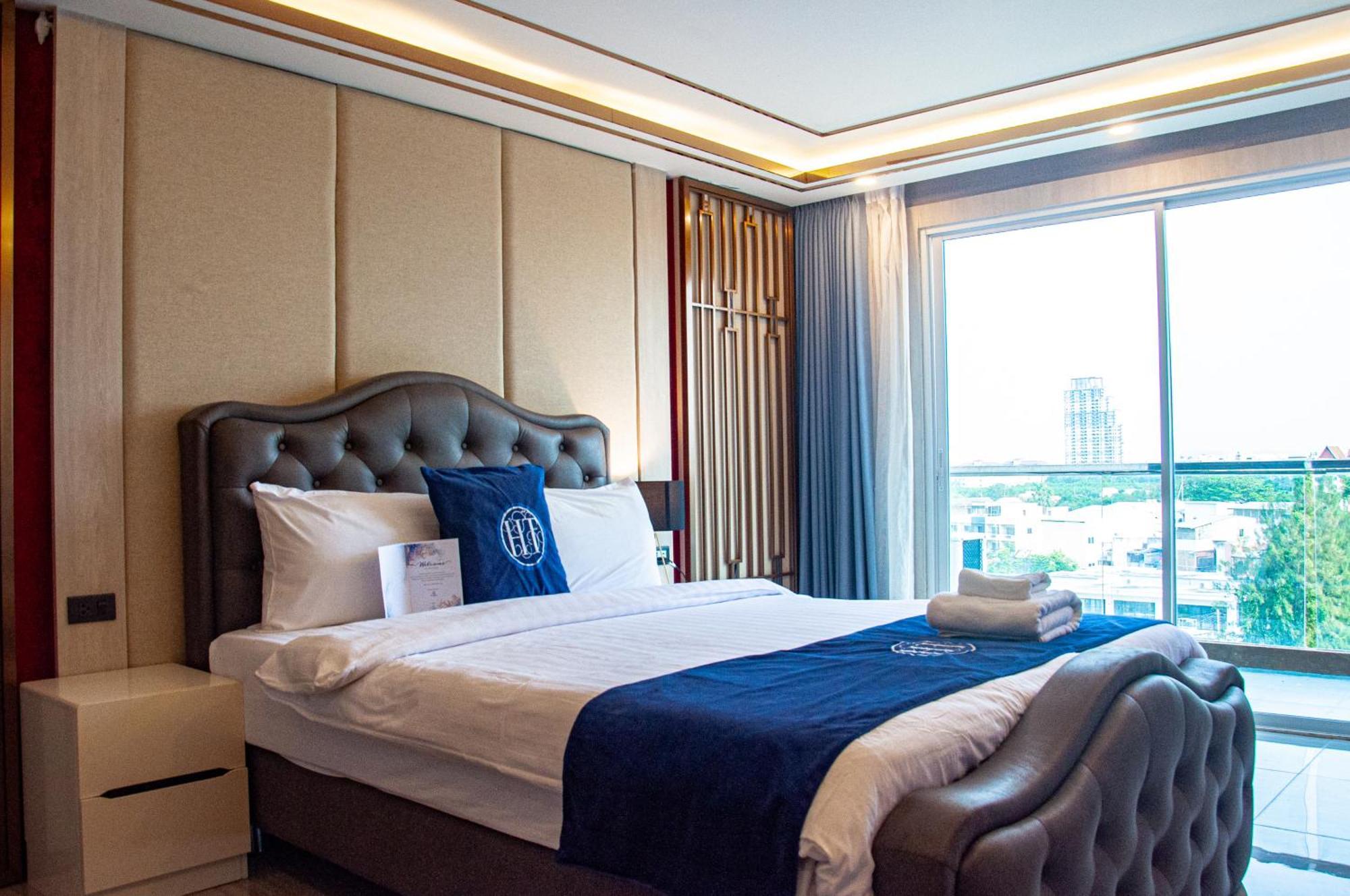 Ht9 Hotel Csomtien-part Kültér fotó