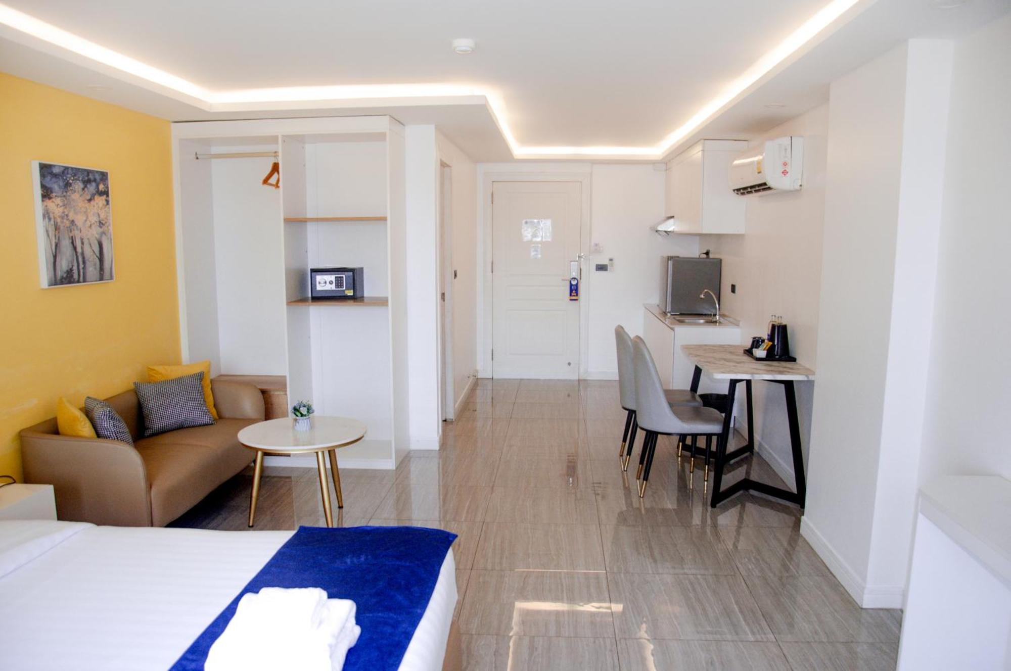 Ht9 Hotel Csomtien-part Kültér fotó