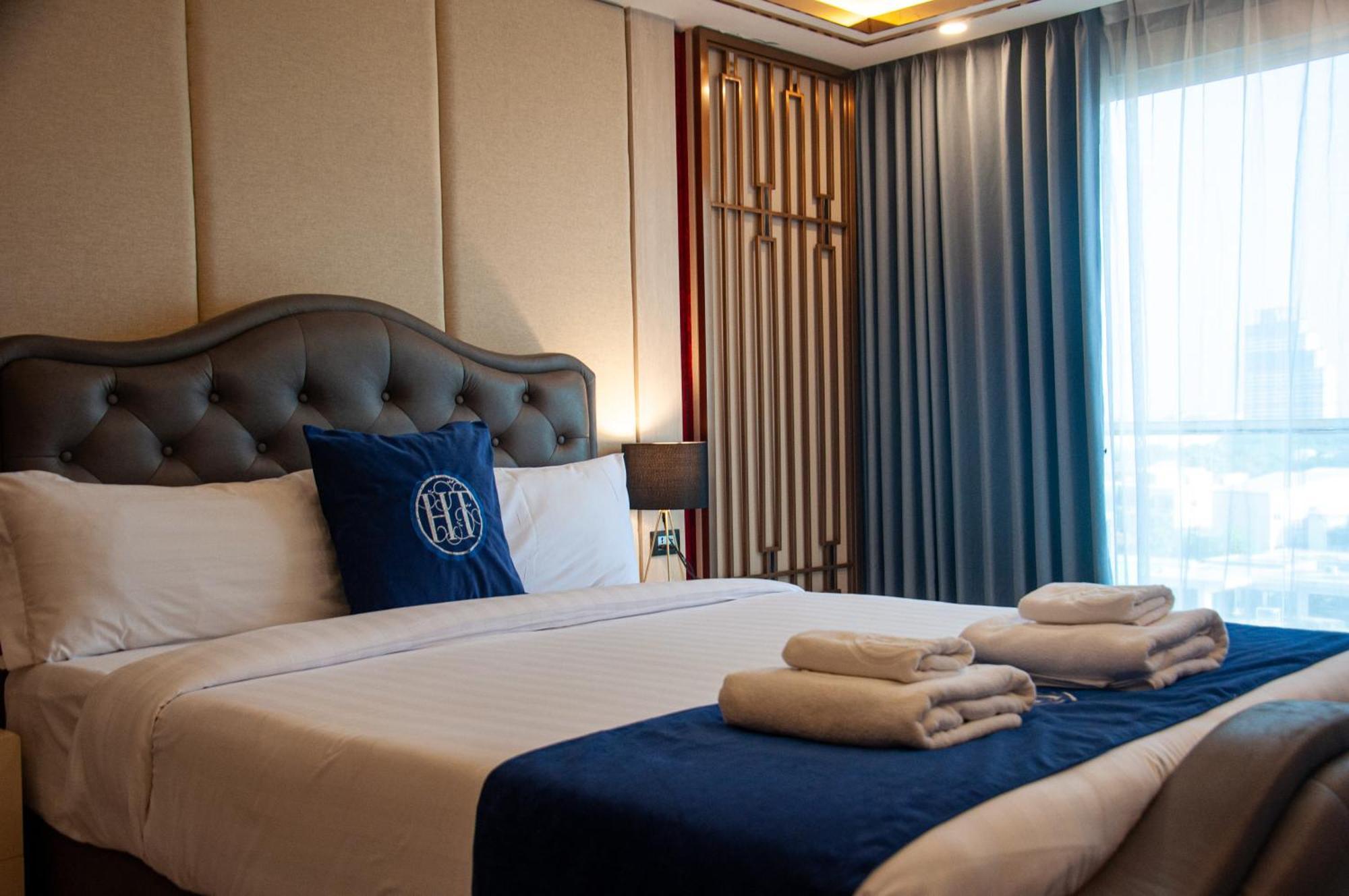 Ht9 Hotel Csomtien-part Kültér fotó