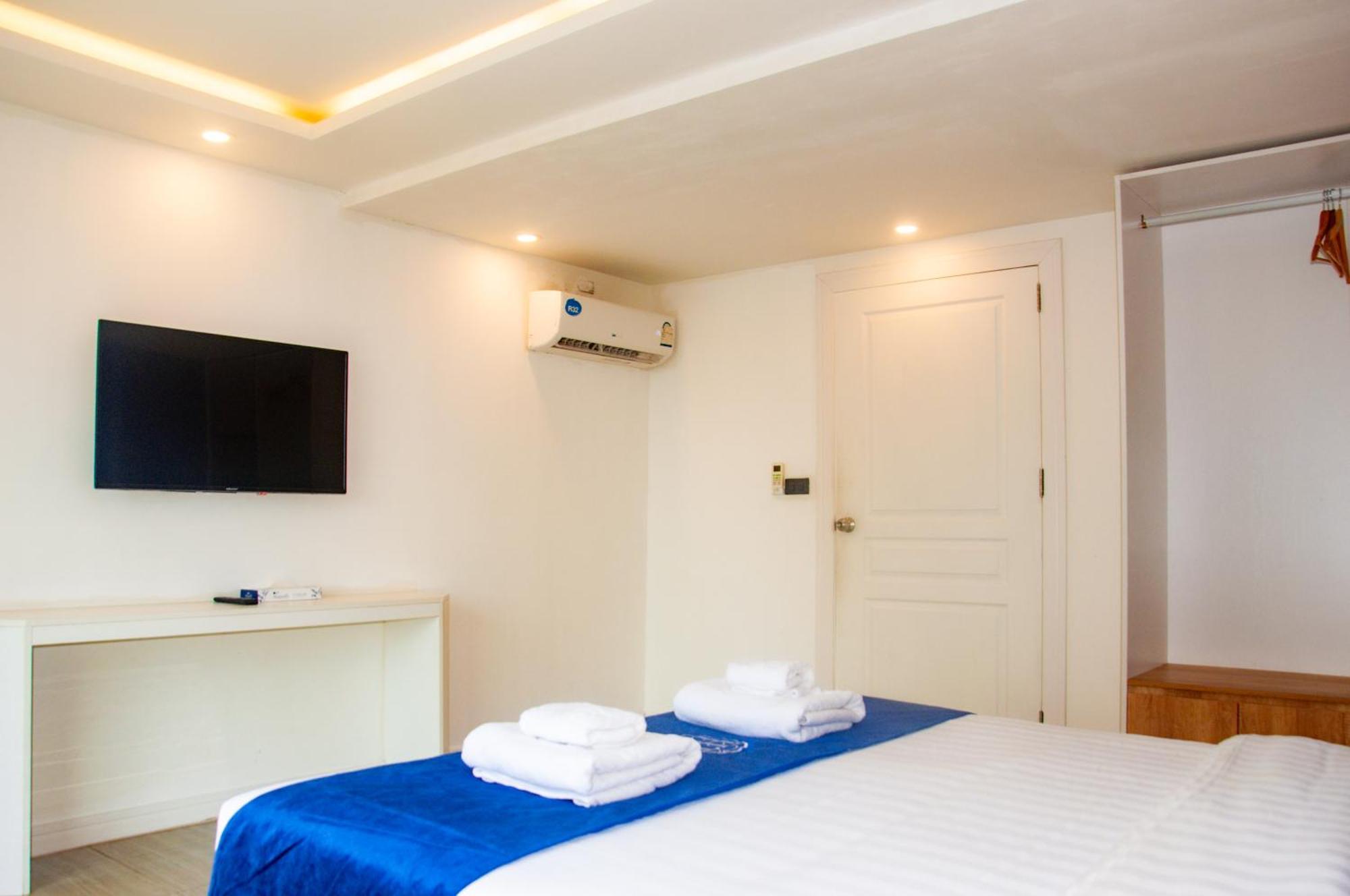 Ht9 Hotel Csomtien-part Kültér fotó