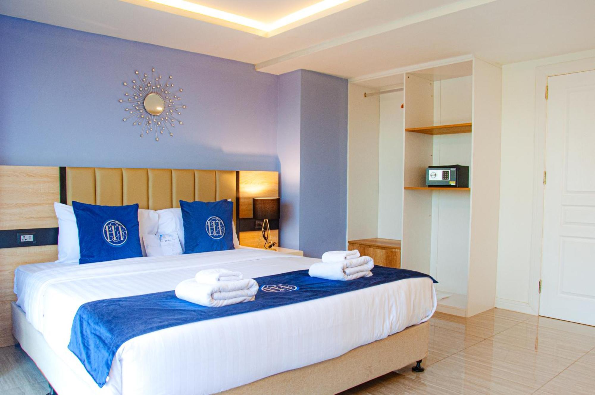 Ht9 Hotel Csomtien-part Kültér fotó