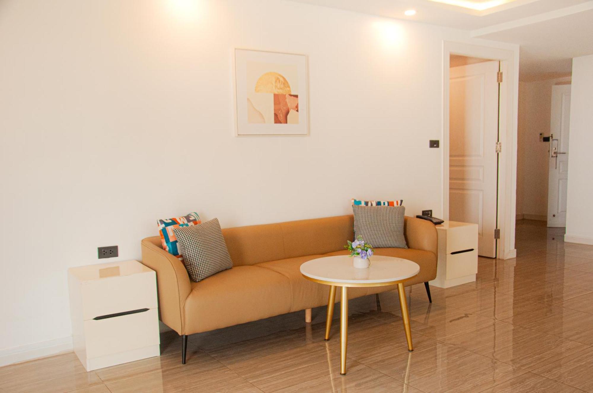 Ht9 Hotel Csomtien-part Kültér fotó