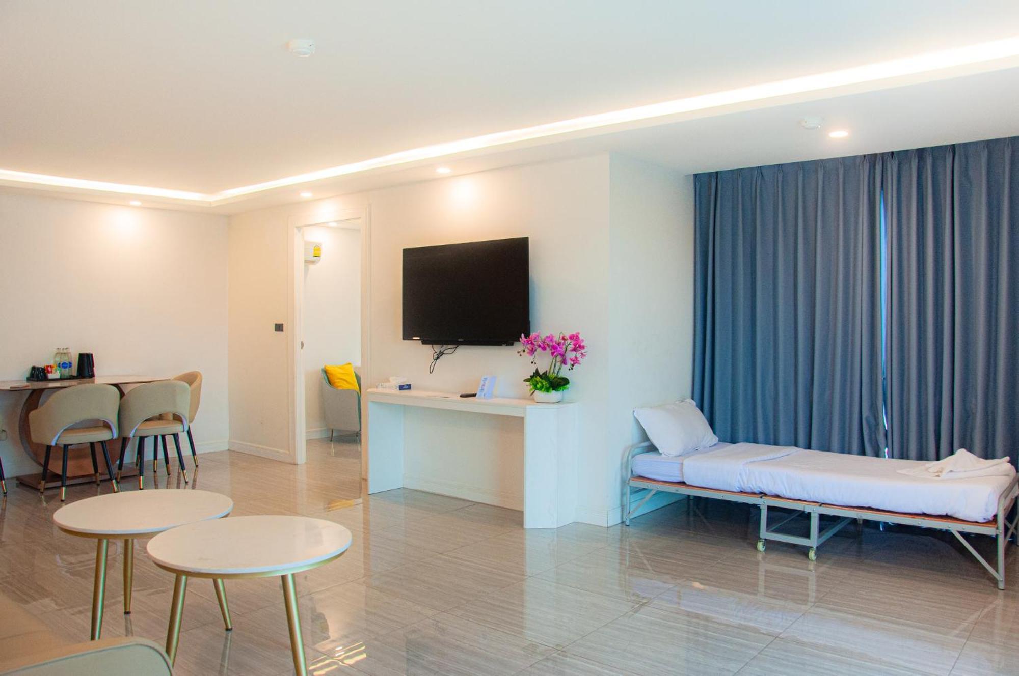 Ht9 Hotel Csomtien-part Kültér fotó