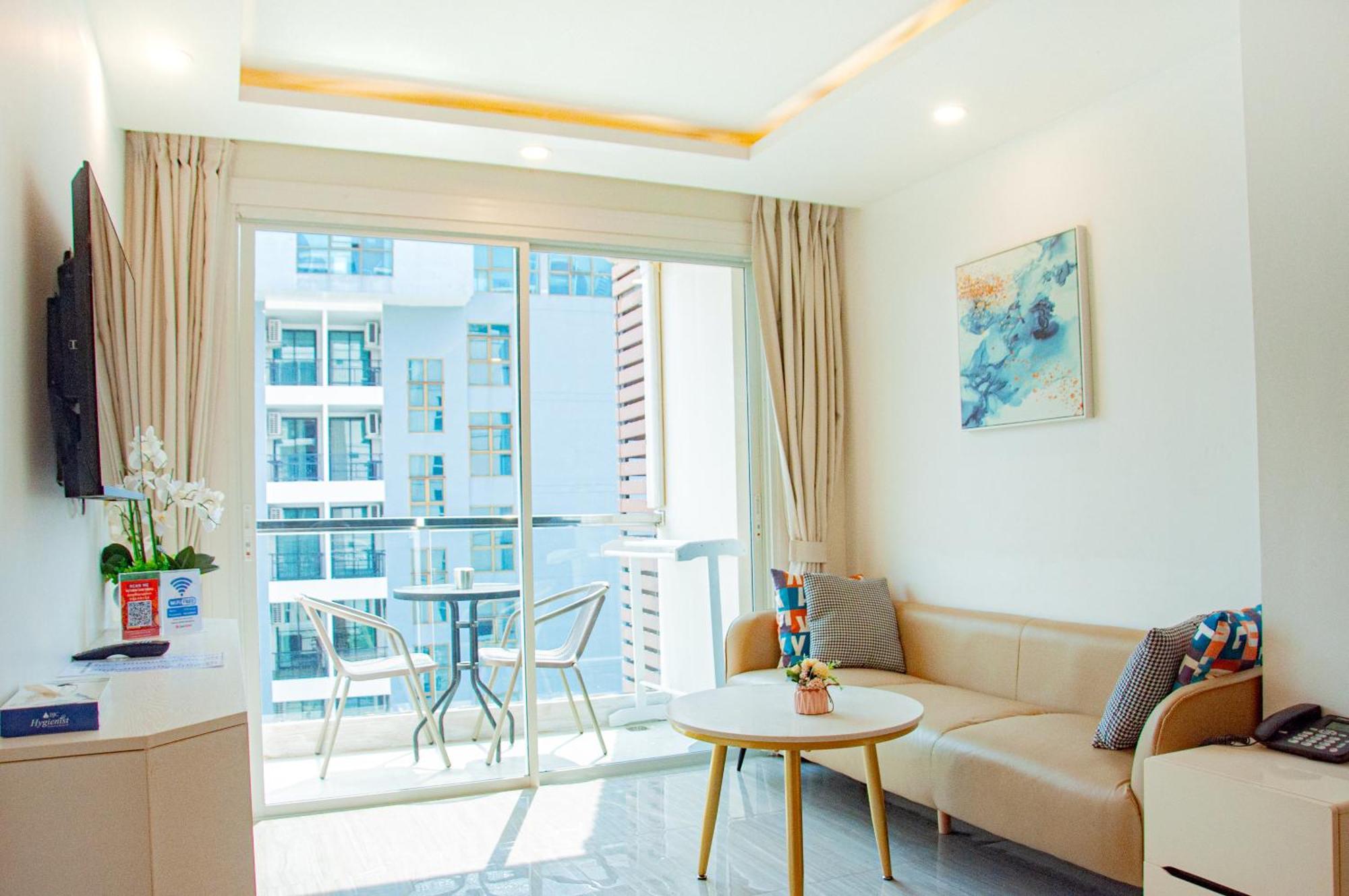 Ht9 Hotel Csomtien-part Kültér fotó