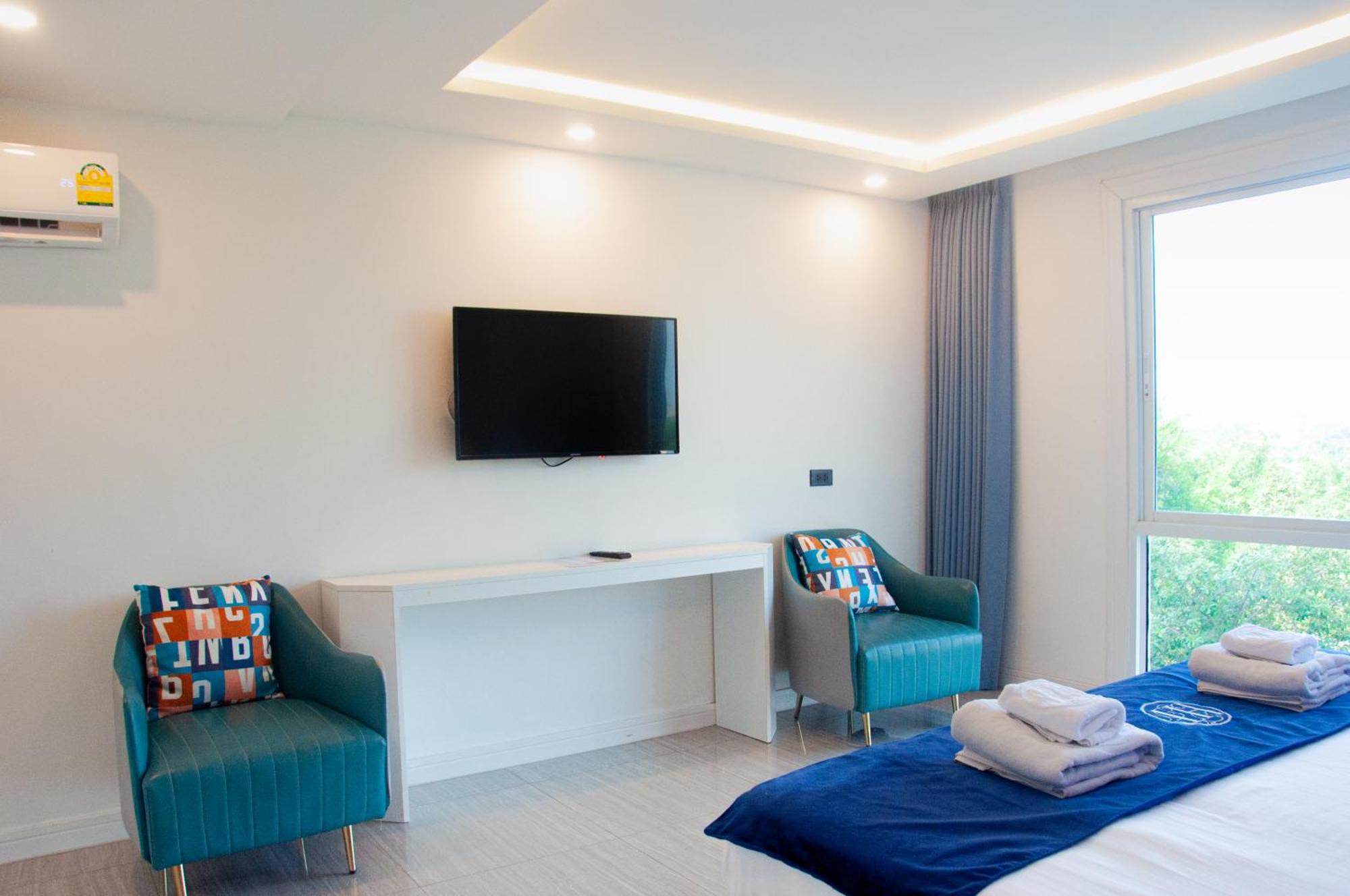 Ht9 Hotel Csomtien-part Kültér fotó